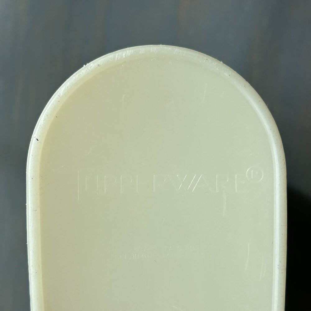 Vintage Tupperware Drink Container Pitcher - Picture 7 of 11
